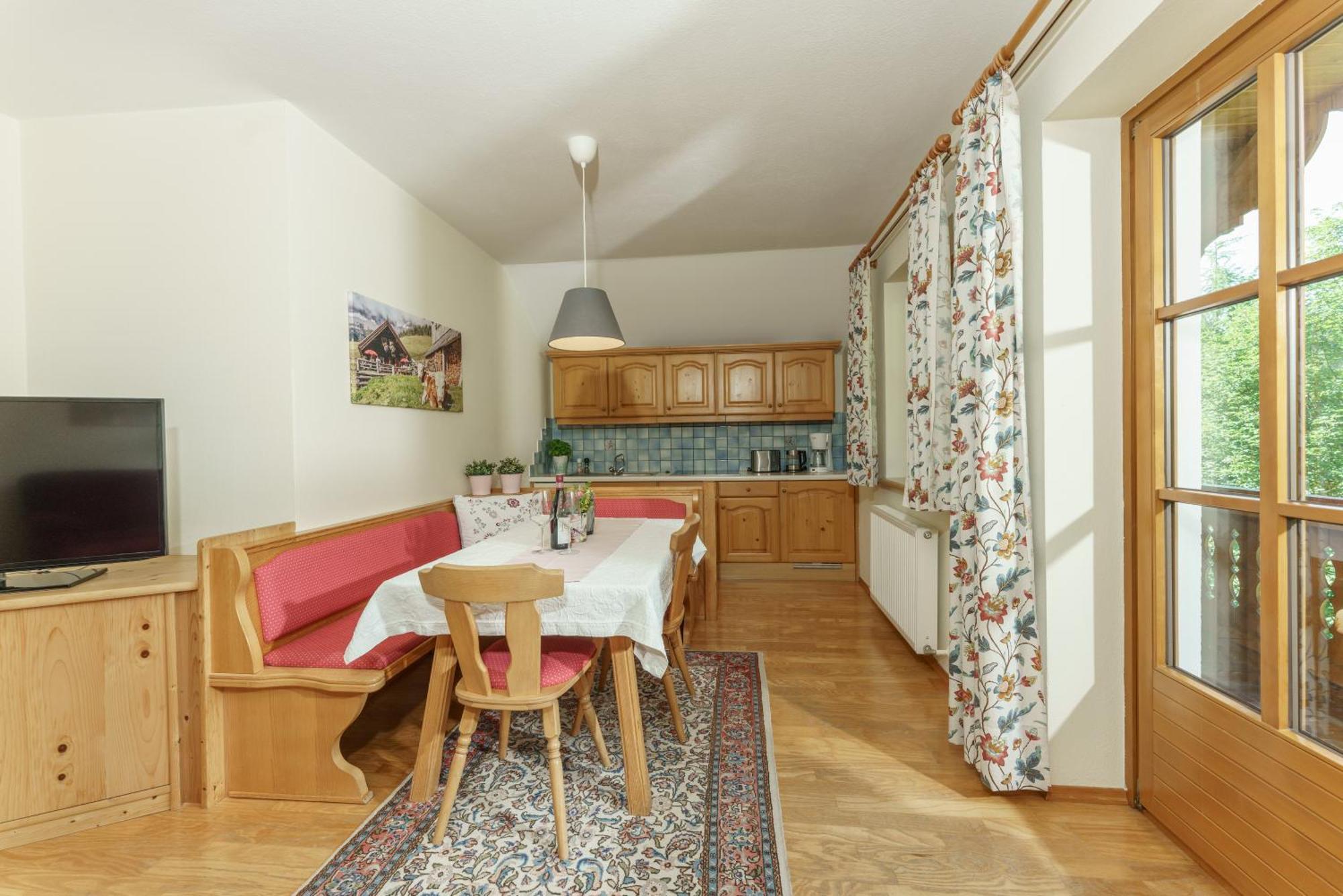 Landhaus Birgbichler - Apartments Mit Bergblick Inklusive Sommercard! Ramsau am Dachstein Exterior photo