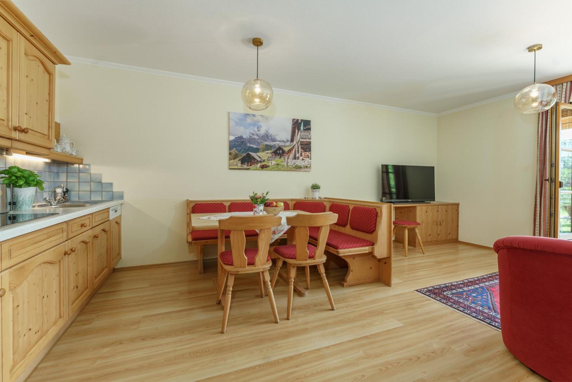 Landhaus Birgbichler - Apartments Mit Bergblick Inklusive Sommercard! Ramsau am Dachstein Exterior photo